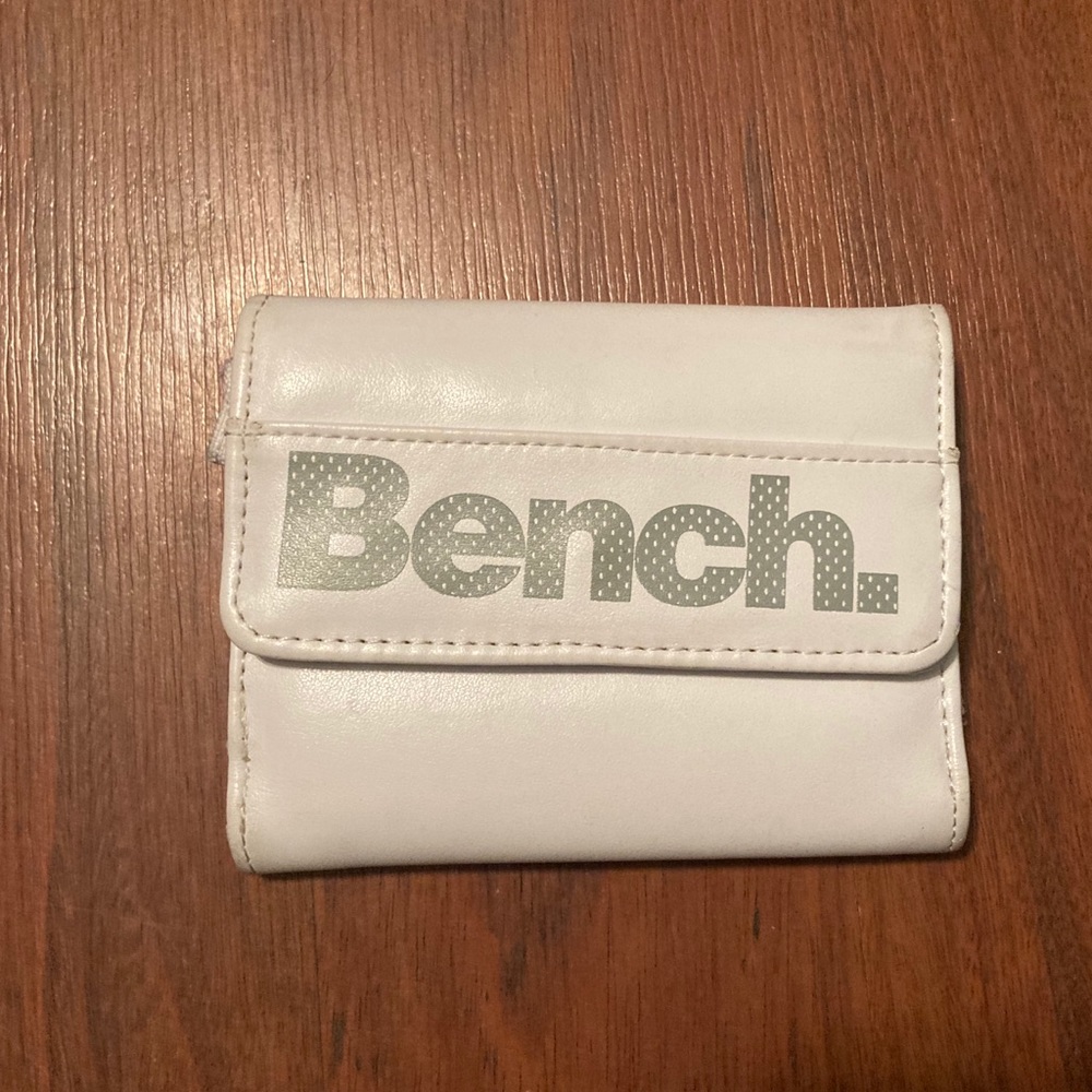 Bench white trifold wallet